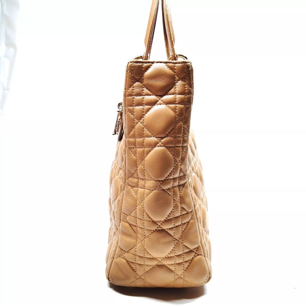 Dior‎ Tan Quilted lady Dior Handbag in excellent condition - Picture 4 of 11